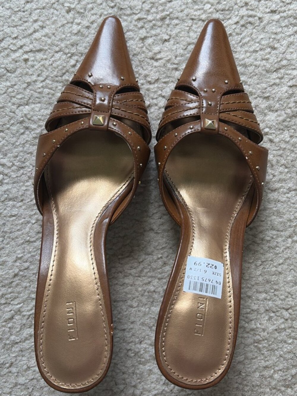 Light Brown pointed toe kitten heel